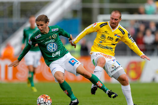 Jönköpings Pawel Cibicki och Falkenbergs Christoffer