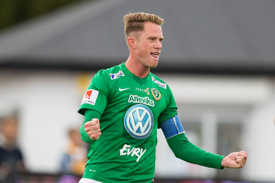 Jönköpings Tommy Thelin jublar