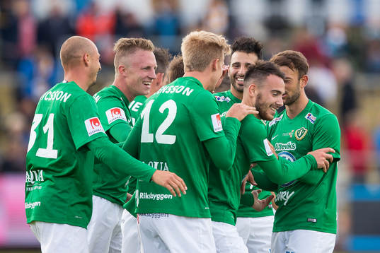 Jönköpings spelare jublar