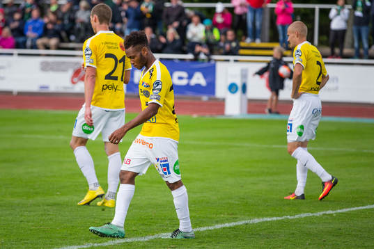 Falkenbergs Thomas Juel-Nielsen och Enock Kwakwa och Rasmus