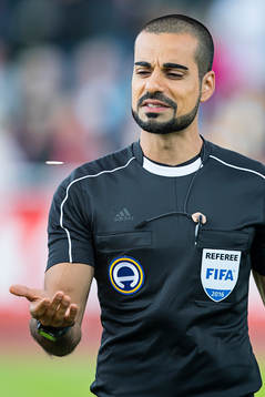 Domare Mohammed Al-Hakim singlar slant