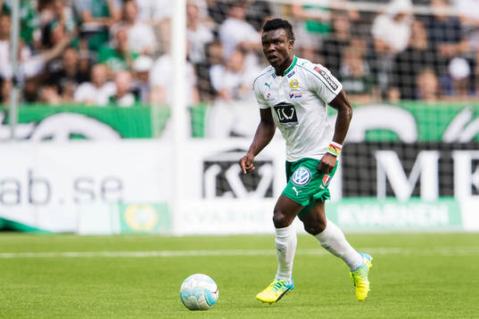 Hammarbys Joseph Aidoo med bollen