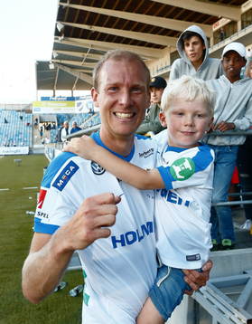 Norrköpings Andreas Johansson med son