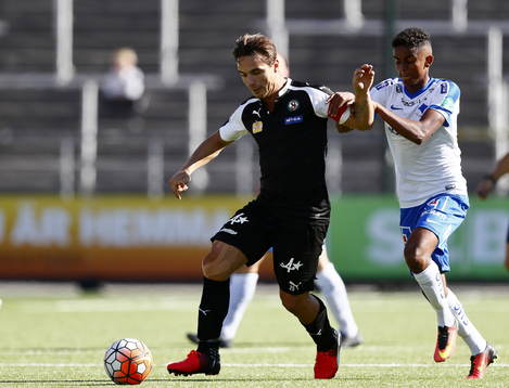 Örebros Nordin Gerzic och Norrköpings Tesfaldet Tekie