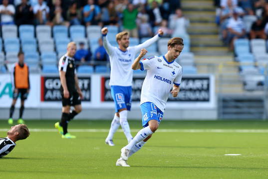Norrköpings Andreas Blomqvist och Christoffer Nyman jublar