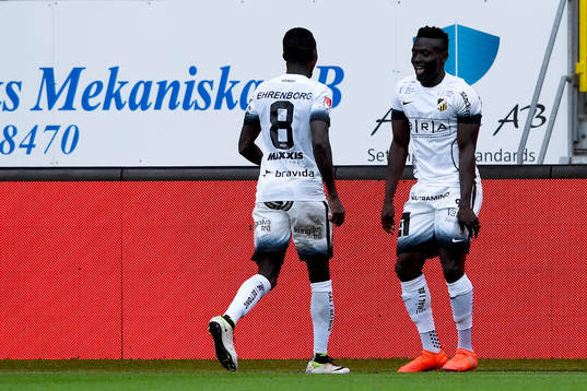 Häckens Alhassan Kamara jublar