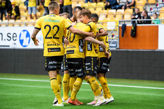 Elfsborgs Simon Hedlund jublar