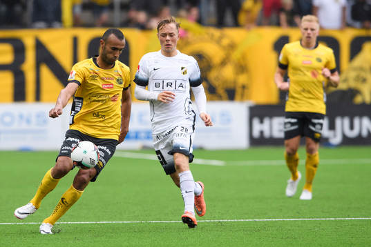 Elfsborgs Issam Jebali och Häckens Adam Andersson