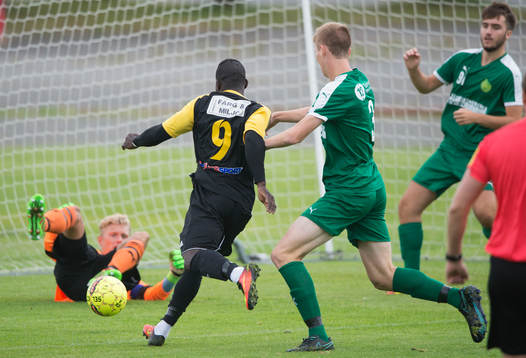 IFK Hässleholms Michael Andrew gör 1-0 och segervoltar i