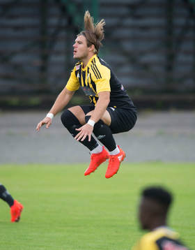 IFK Hässleholms Pontus Björnsson i matchen i division 2