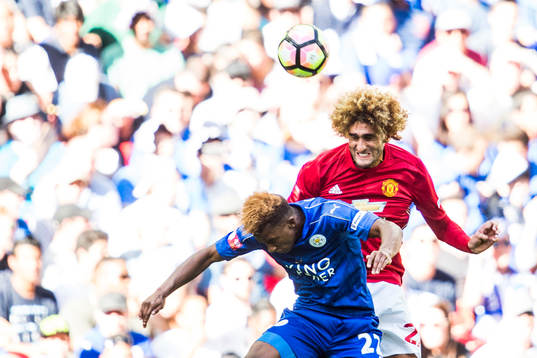 Leicester Citys Demarai Gray och Manchester Uniteds
