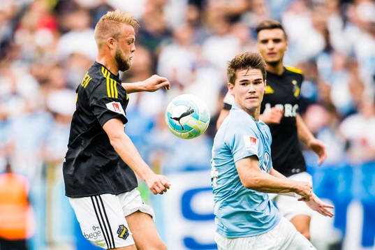 s Daniel Sundgren och Malmö FFs Vidar Örn Kjartansson
