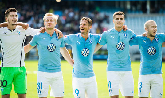 Malmö FFs spelare jublar