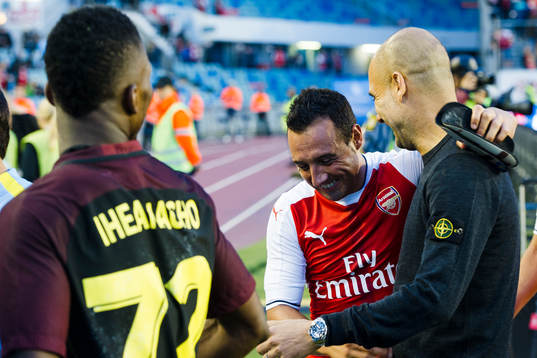 Arsenals Santi Cazorla och Manchester Citys tränare Pep