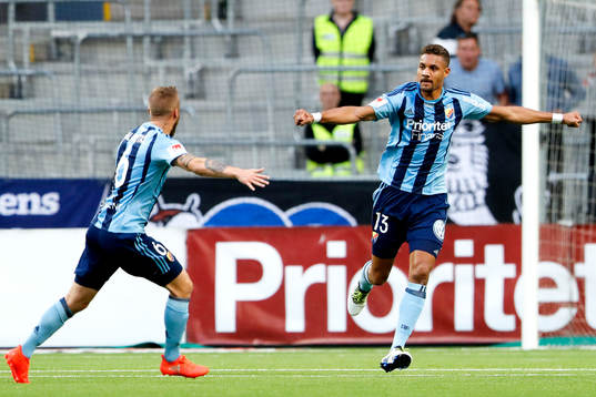 Djurgårdens Alexander Faltsetas och Mathias Ranegie jublar