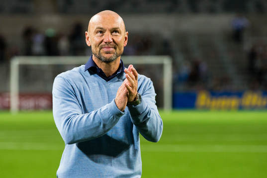 Djurgårdens tränare Mark Dempsey jublar