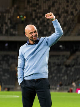Djurgårdens tränare Mark Dempsey jublar