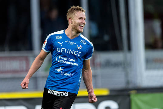 Halmstads Alexander Ruud Tveter jublar