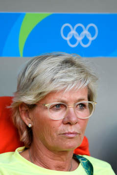 Tysklands förbundskapten Silvia Neid i fotbollsmatchen