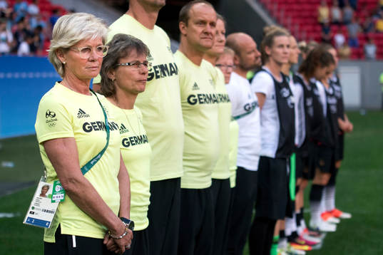 Tysklands förbundskapten Silvia Neid i fotbollsmatchen