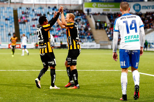 Häckens Nasiru Mohammed jublar