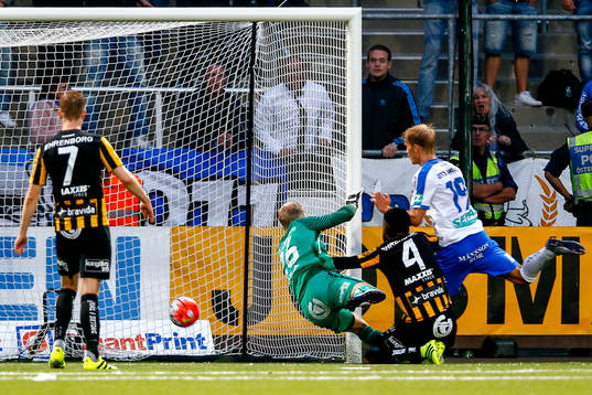 Norrköpings Sebastian Andersson gör 2-1