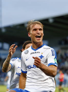 Norrköpings Sebastian Andersson jublar