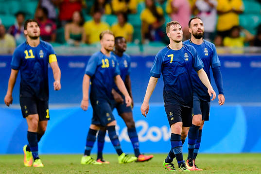 Sveriges Astrit Ajdarevic , Jacob Une Larsson , Simon