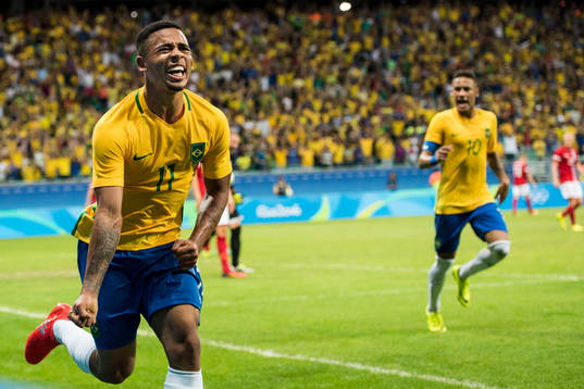 Brasiliens Gabriel Jesus jublar