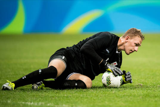Danmarks målvakt Jeppe Højbjerg