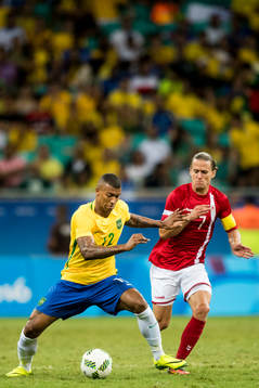 Brasiliens Walace och Danmarks Lasse Vibe