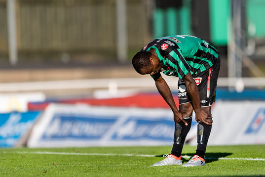Varbergs Nsima Peter  deppar