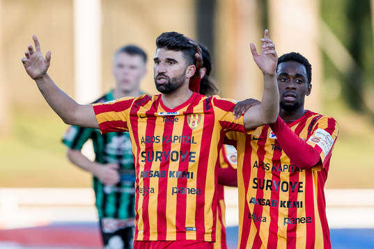 Syrianskas Mattias Mete jublar