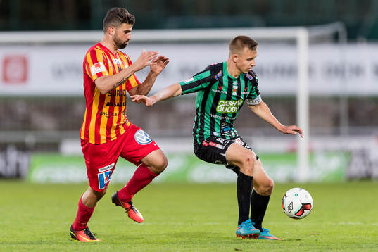 Syrianskas Mattias Mete och Varbergs Ivan Näsberg