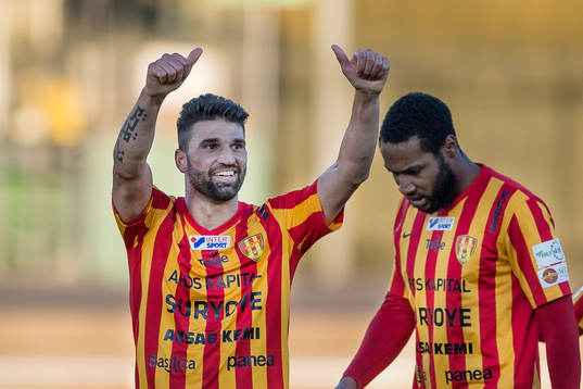 Syrianskas Mattias Mete jublar