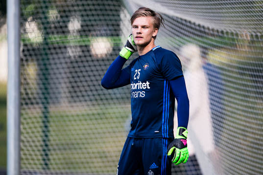 Djurgårdens målvakt Oscar Jonsson