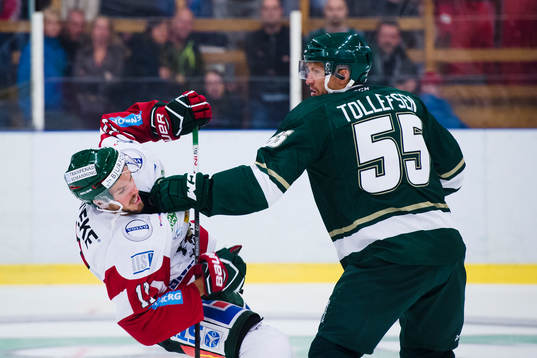 Färjestads Ole-Kristian Tollefsen i slagsmål med