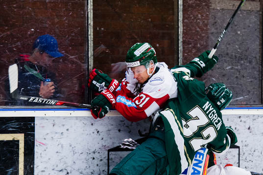 Frölundas Nicklas Lasu och Färjestads Magnus Nygren