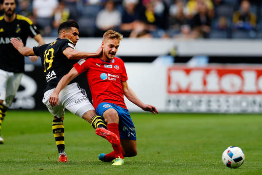 s Ahmed Yasin och Helsingborgs Johan Mårtensson