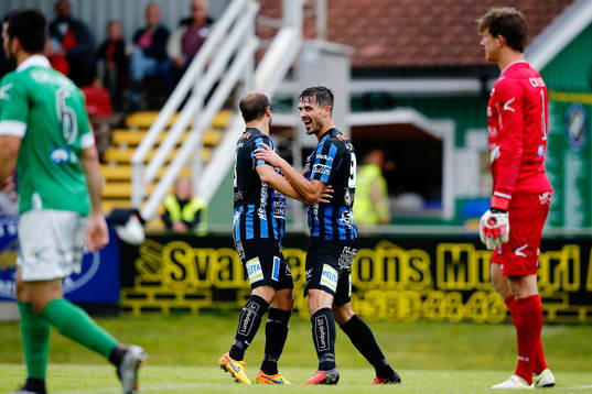 Sirius Ante Björkebaum gör 0-2 och jublar