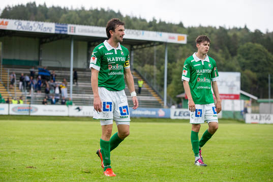 Ljungskiles lagkapten Aleksandar Kitic och Peter Sörensen