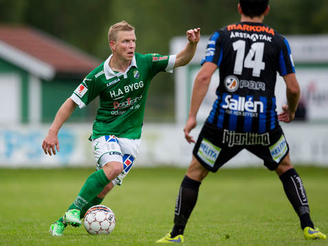 Ljungskiles David Frölund mot Sirius Ian Sirelius