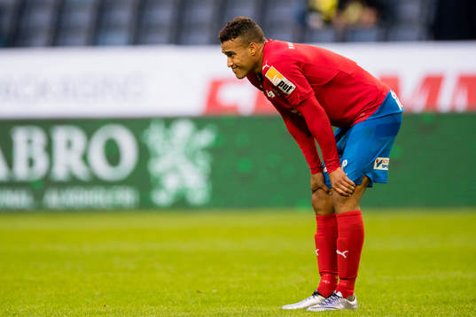 Helsingborgs Tyrell Rusike ser deppig ut