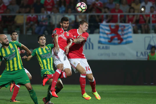 Bläddra bland fler bilder av Fotboll, Portugisiska Ligan, Victor Nilsson Lindelöf, Benfica