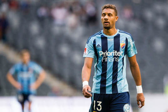 Djurgårdens Mathias Ranegie ser deppig ut