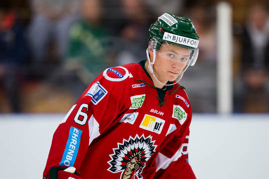 Frölundas Kristoffer Gunnarsson innan en träningsmatch i