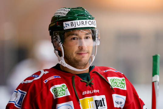 Frölundas Casey Wellman innan en träningsmatch i ishockey