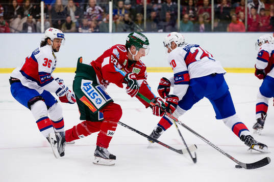 Bläddra bland fler bilder av Ishockey, Träningsmatch, Frölunda - Norge