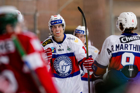 Norges Magnus Brekke Henriksen jublar