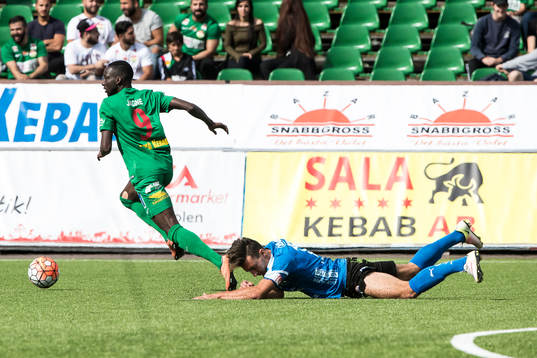 Dalkurds  Omar Jagne  i fotbollsmatchen i superettan mellan